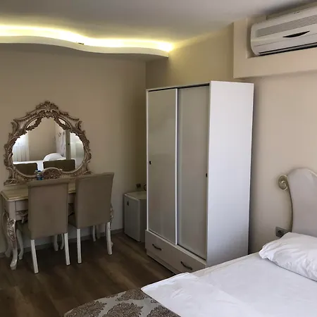 Sanli Hammam & ホテル