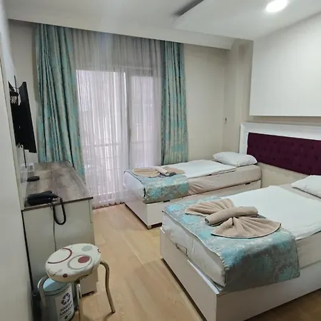 Sanli Hotel 2*