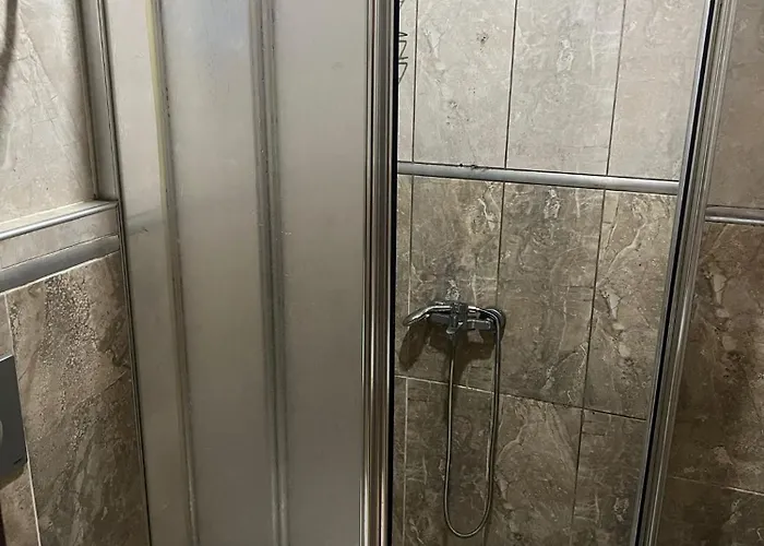 فندق سبا وحمام فندق سانلي 2*